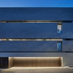 Rift House. Architektonické studio: LJL Architects. Foto: Roh Kyung
